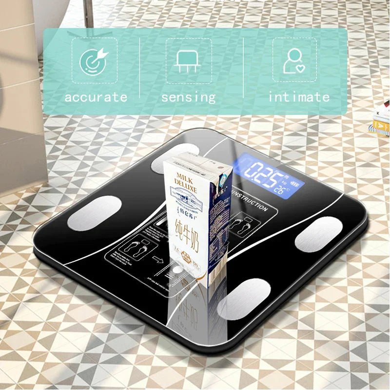 Balance connectée CAN, pèse-personne Bluetooth noir avec écran, affiche le poids et l’analyse corporelle complète.